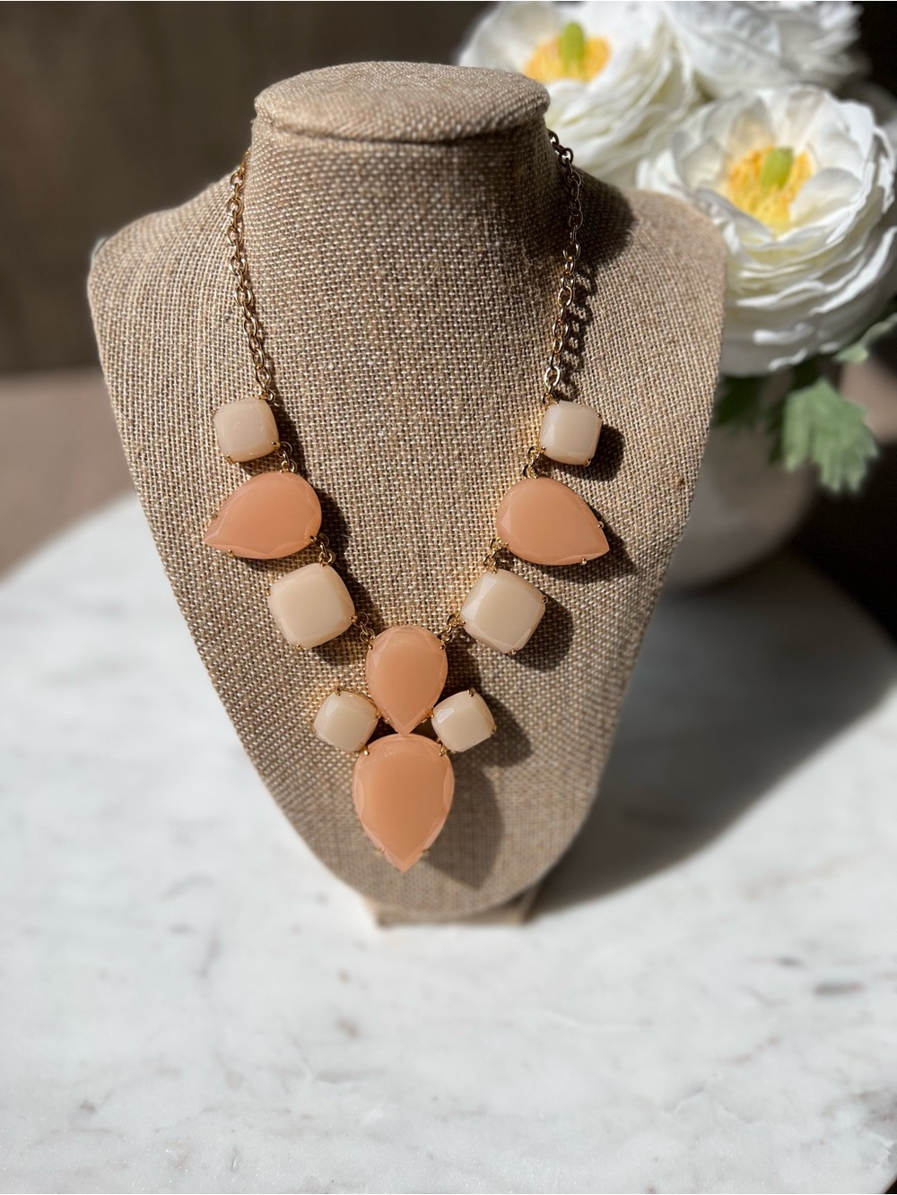 Kate Spade Statement Necklace in Blush Pink Like New